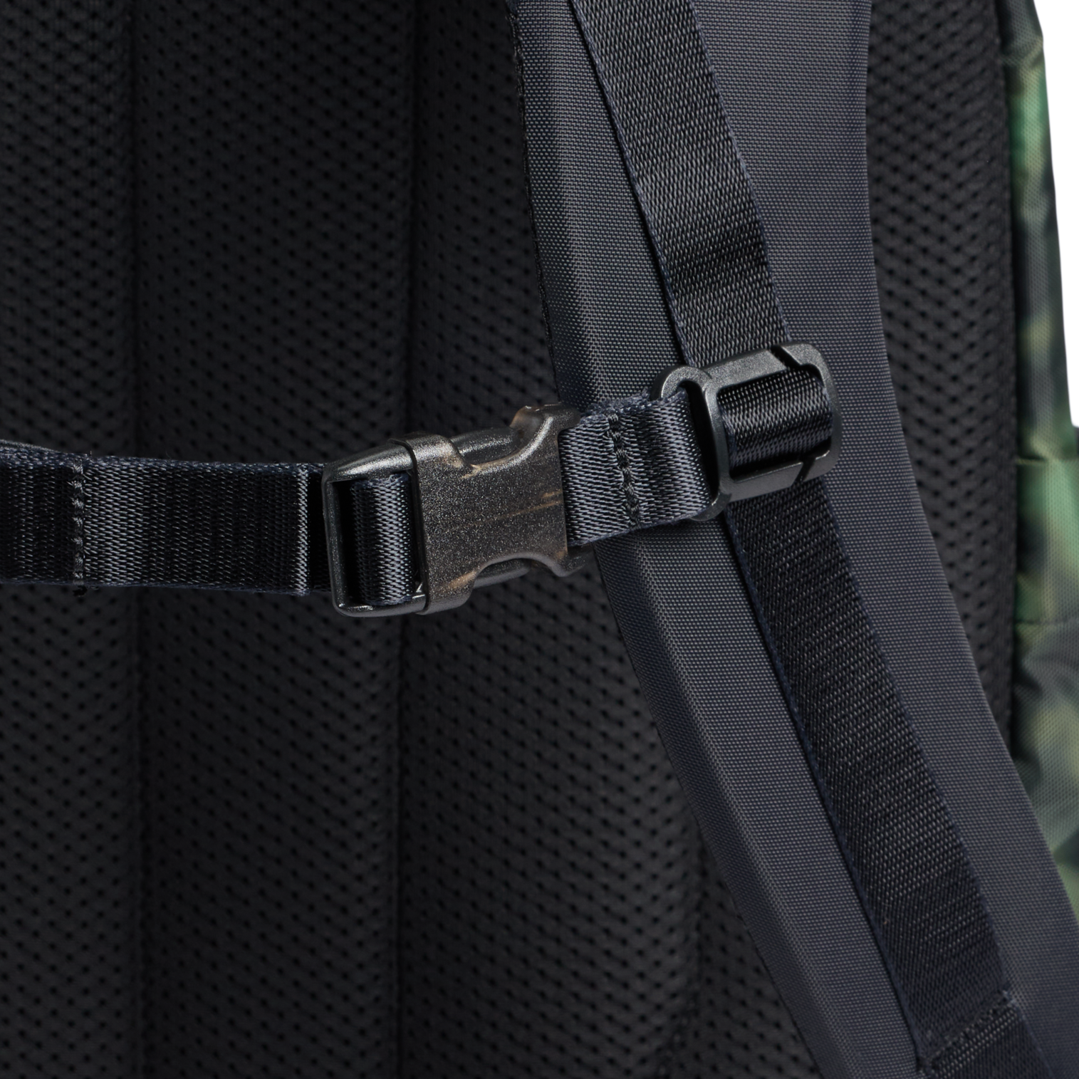 The Vitalize Backpack | 30.9 Qt - Image 44